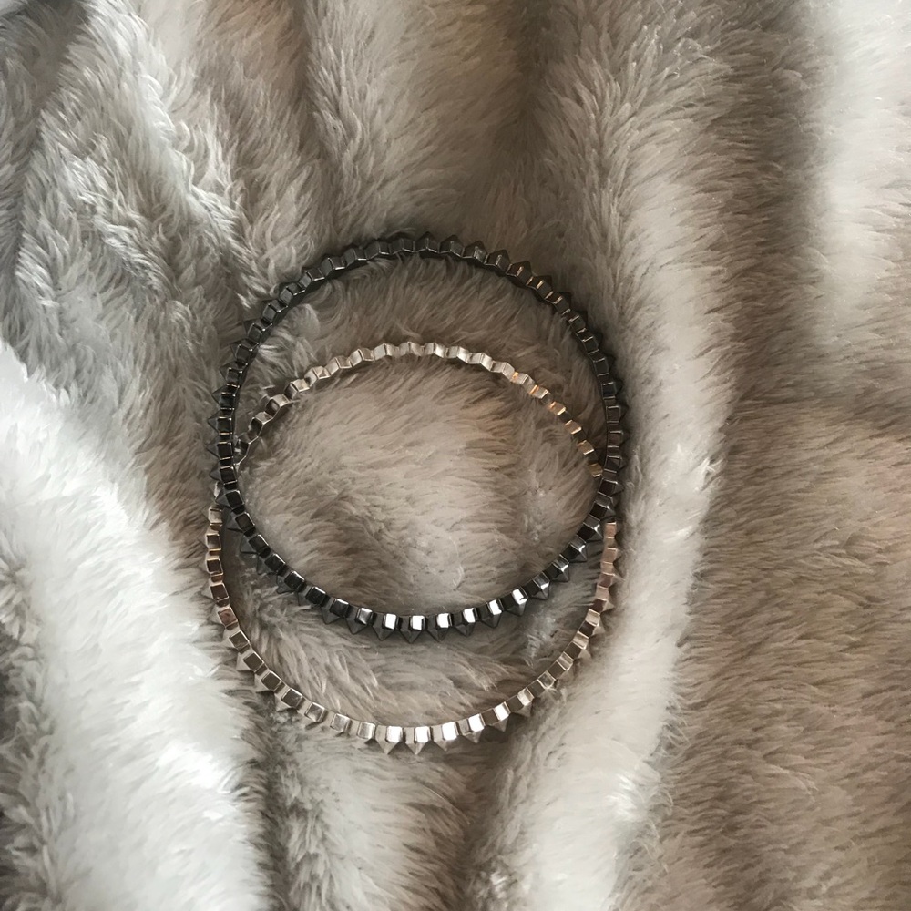 Kendra Scott Remy bangles in gunmetal and silver